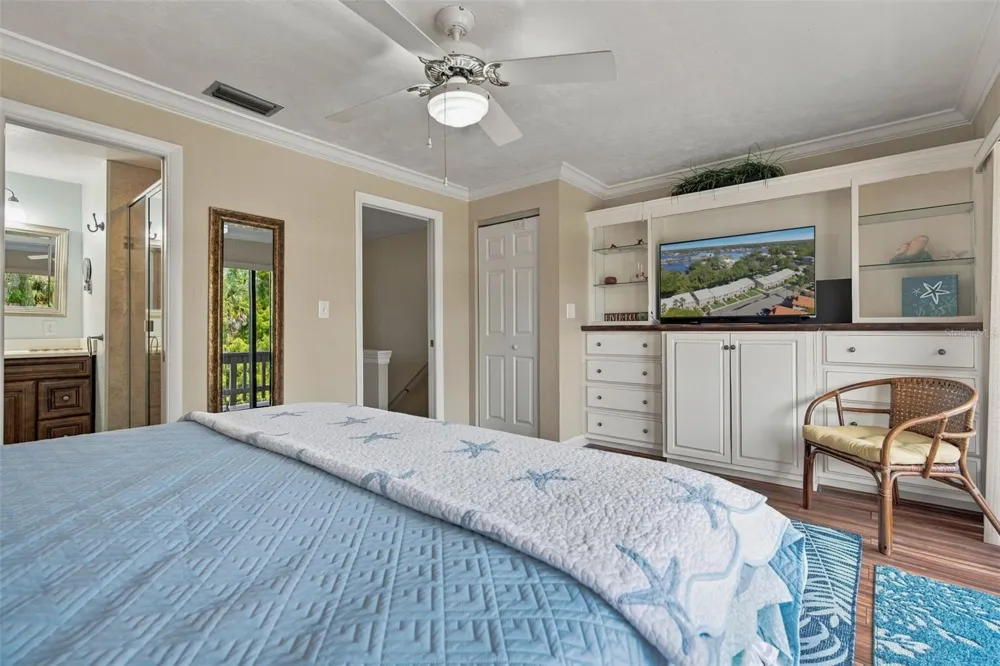 65 BEACH LANE Crystal River, FL 34429
