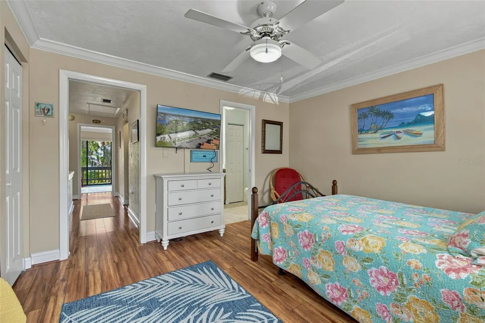 65 BEACH LANE Crystal River, FL 34429