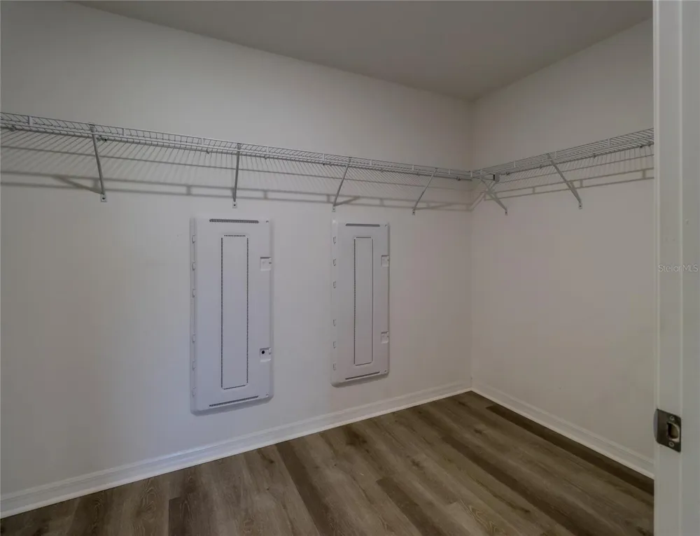 8694 PARSONS HILL BOULEVARD Wesley Chapel, FL 33545