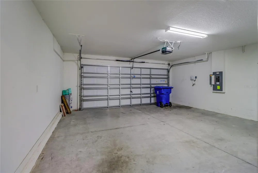 8694 PARSONS HILL BOULEVARD Wesley Chapel, FL 33545