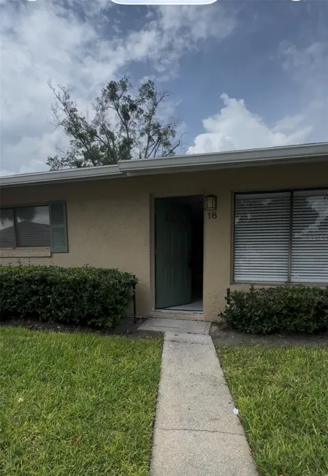 725 NORTHLAKE BOULEVARD #18