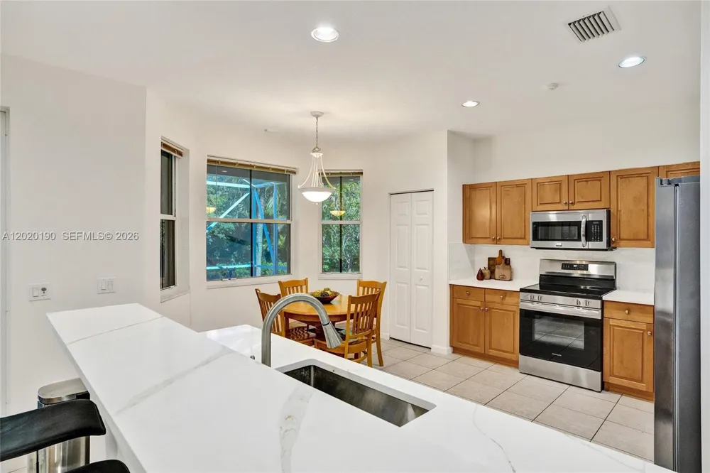 4452 Stone Ridge Way Weston, FL 33331