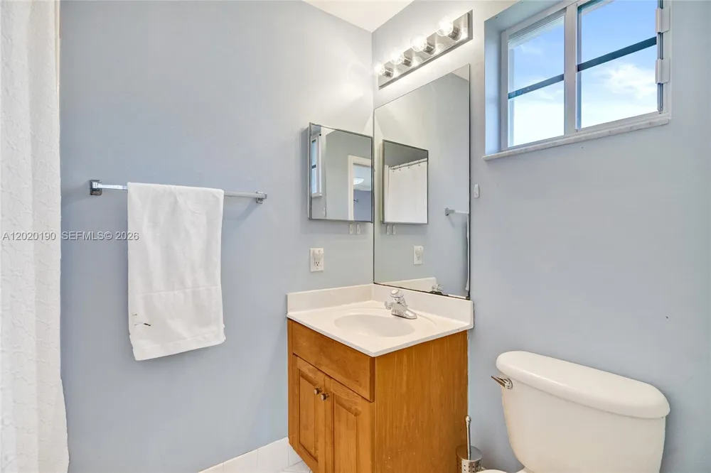 4452 Stone Ridge Way Weston, FL 33331