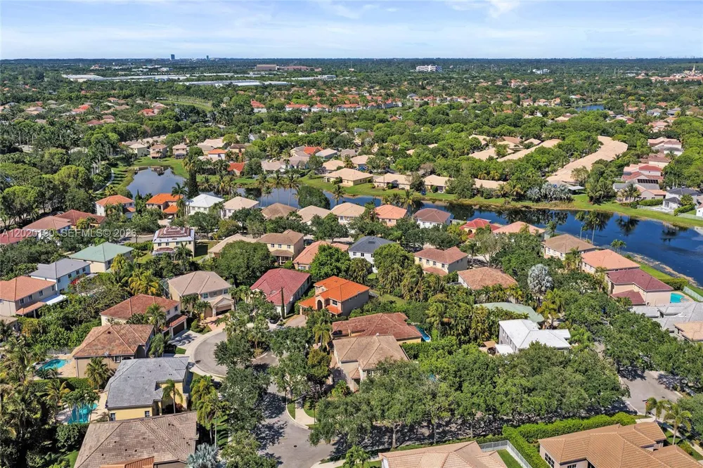 4452 Stone Ridge Way Weston, FL 33331