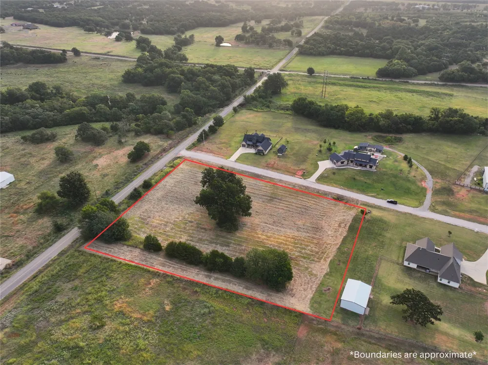 2224 Fairlake Drive Stillwater, OK 74075
