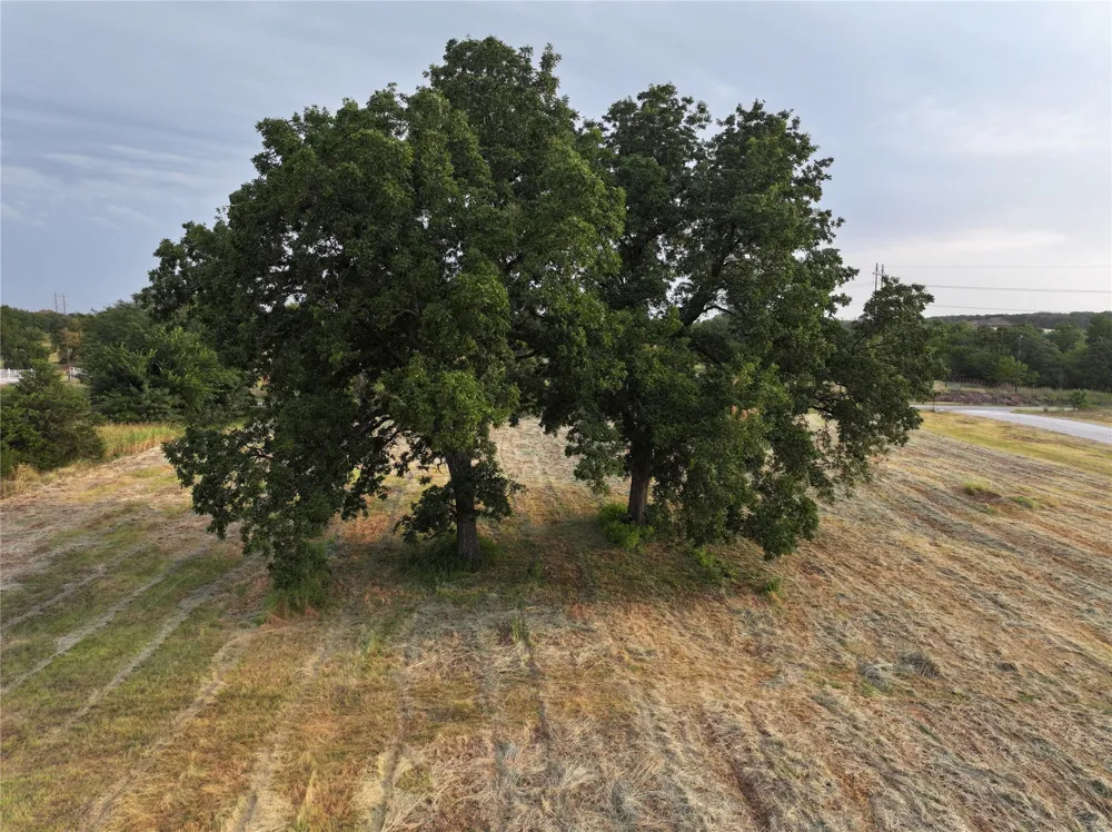2224 Fairlake Drive Stillwater, OK 74075