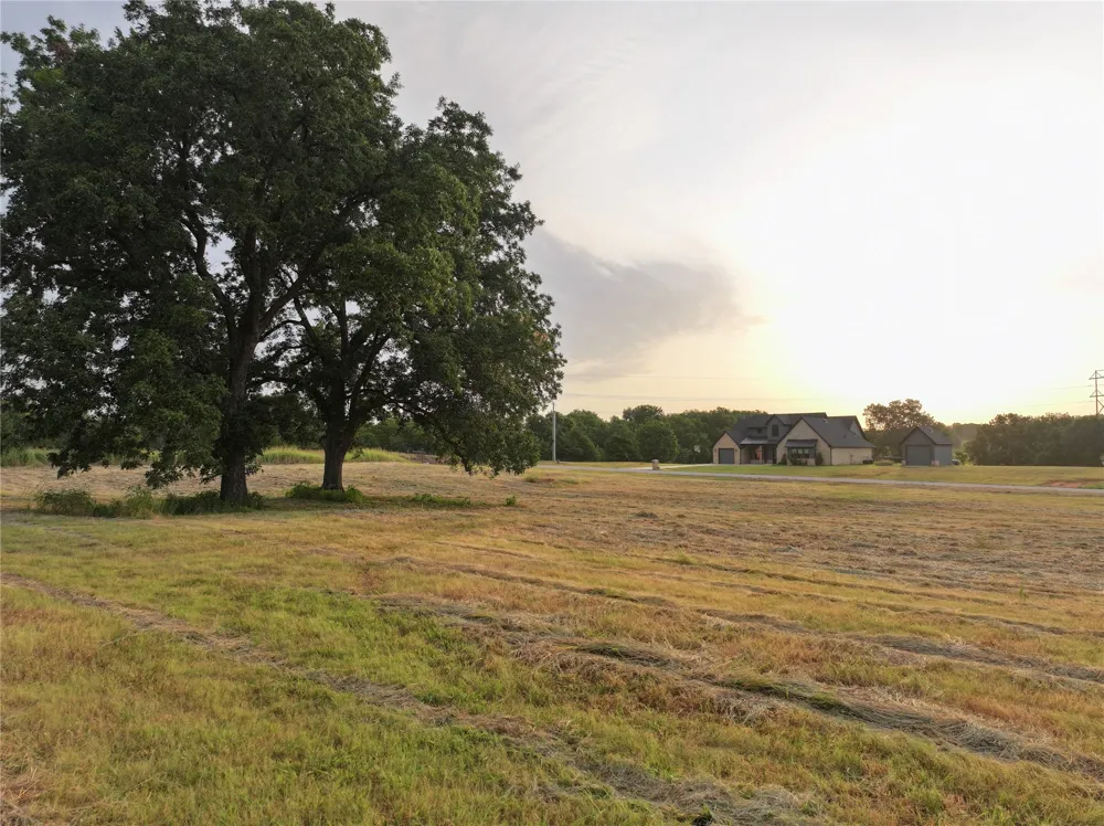 2224 Fairlake Drive Stillwater, OK 74075
