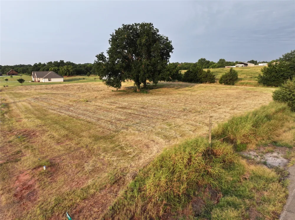 2224 Fairlake Drive Stillwater, OK 74075
