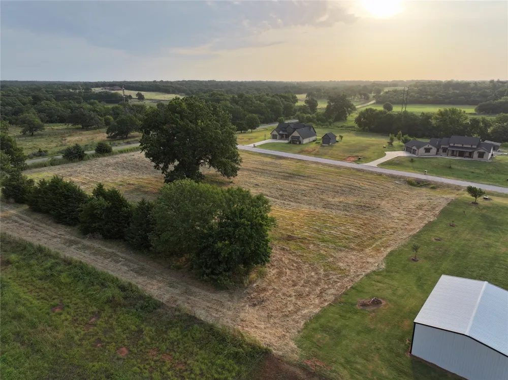 2224 Fairlake Drive Stillwater, OK 74075