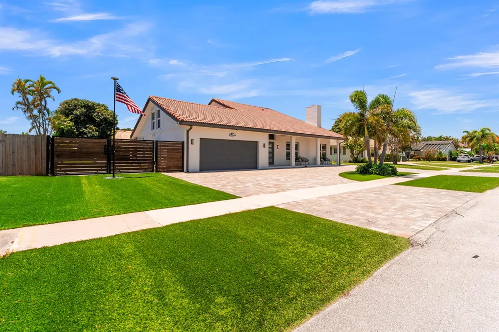 1472 SW 13th Street Boca Raton, FL 33486