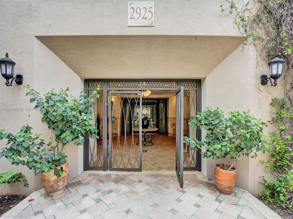 2925 NW 126th Ave #1-320 Sunrise, FL 33323