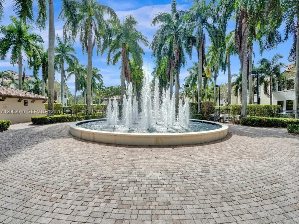 2925 NW 126th Ave #1-320 Sunrise, FL 33323