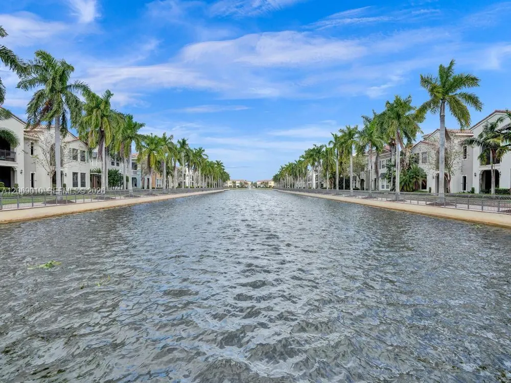 2925 NW 126th Ave #1-320 Sunrise, FL 33323