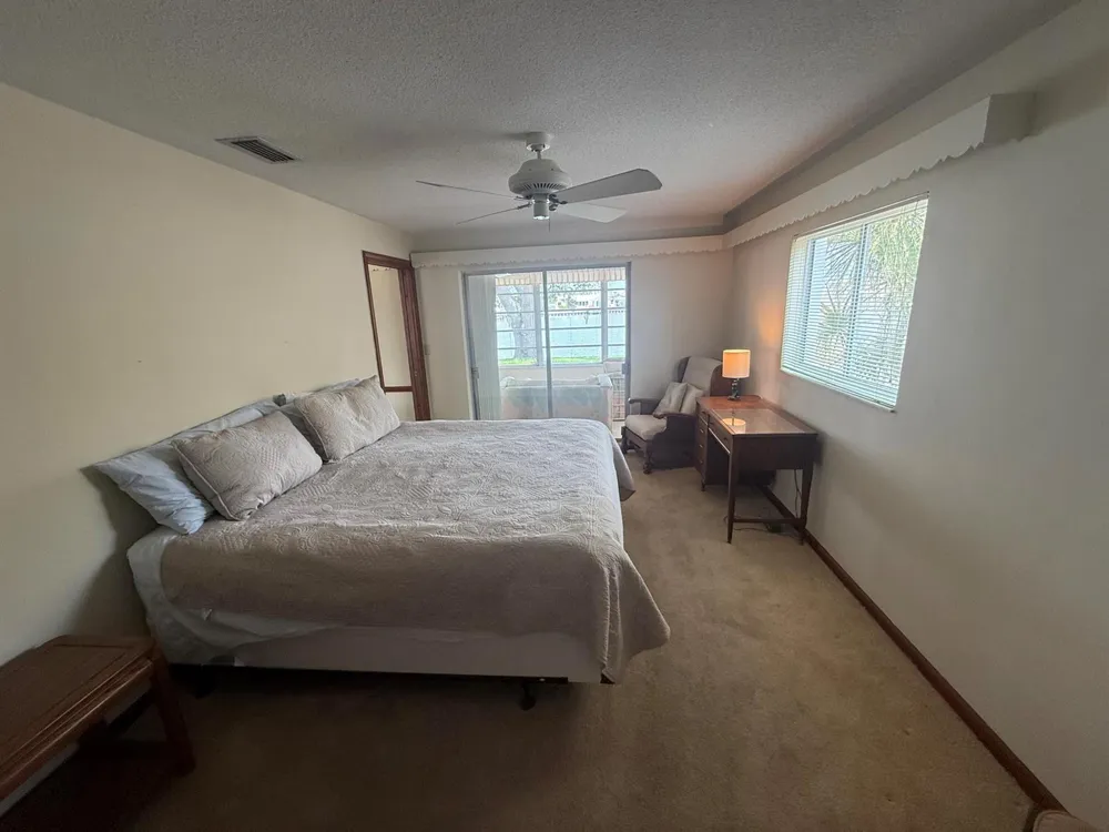 527 Harbor Drive 