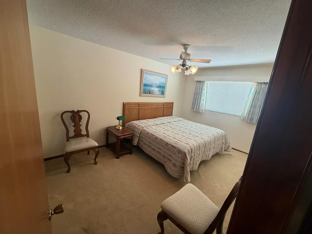 527 Harbor Drive 