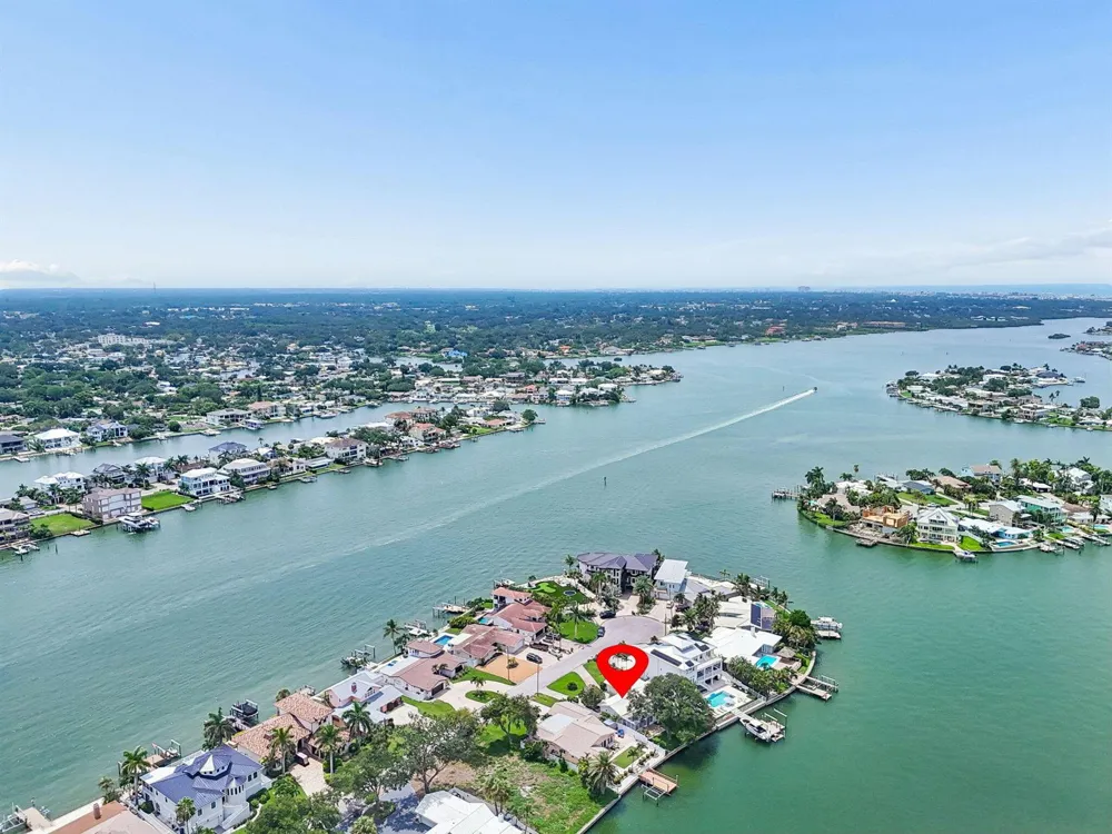 527 Harbor Drive 