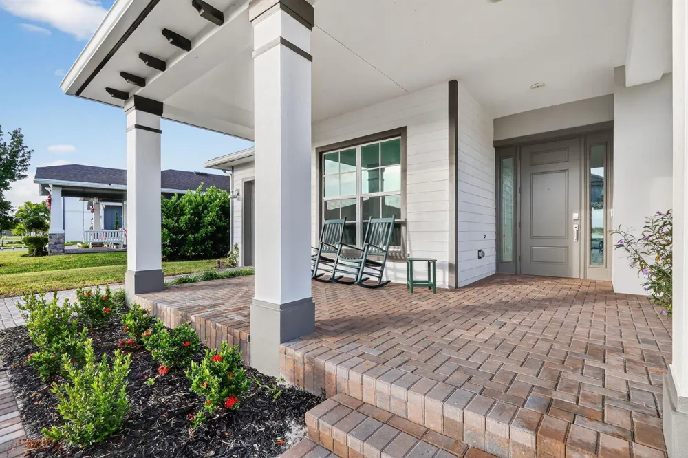 799 Hookline Circle Loxahatchee, FL 33470