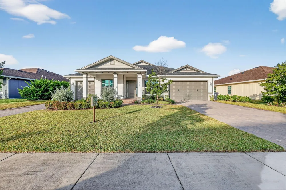 799 Hookline Circle Loxahatchee, FL 33470