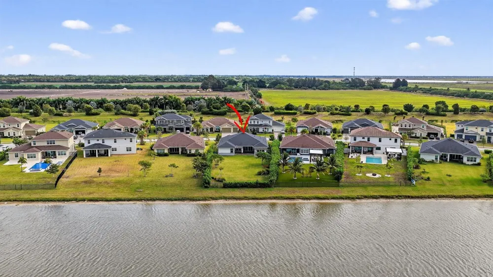 799 Hookline Circle Loxahatchee, FL 33470