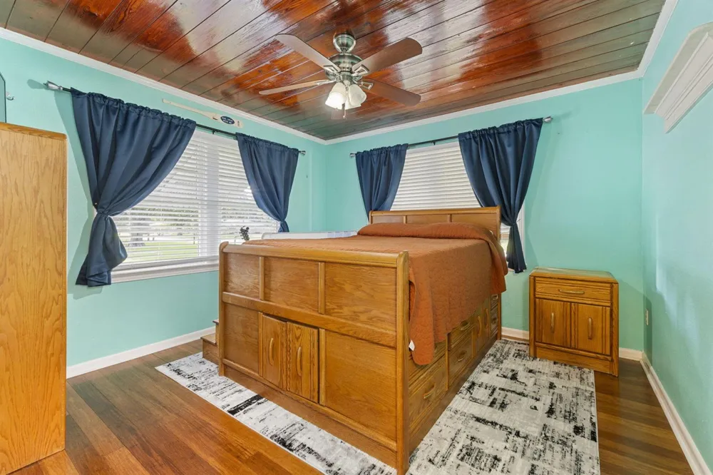 1126 Pine Avenue Fort Pierce, FL 34982