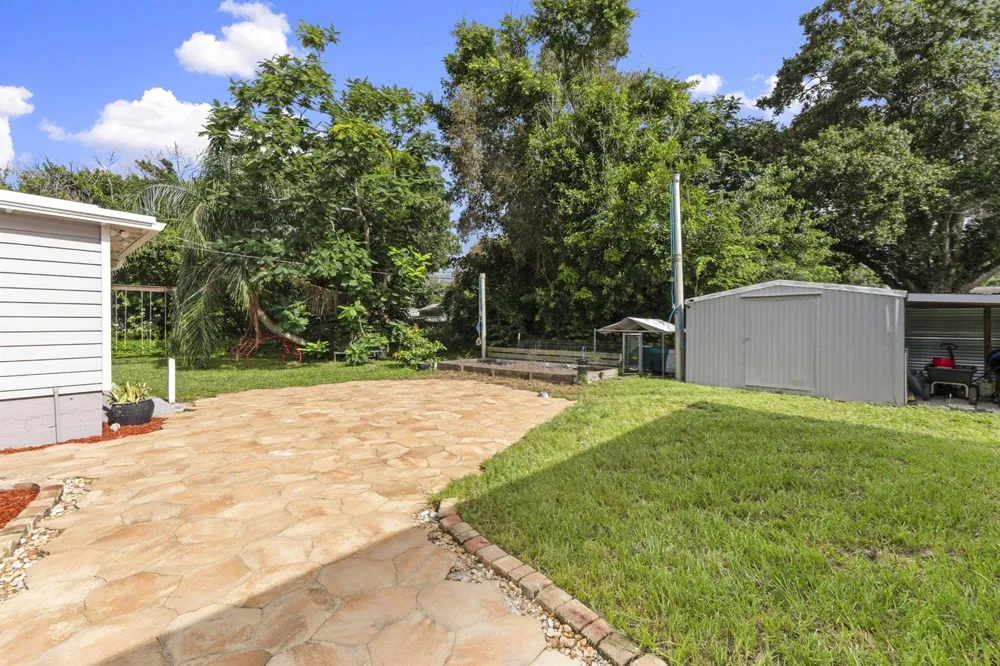 1126 Pine Avenue Fort Pierce, FL 34982