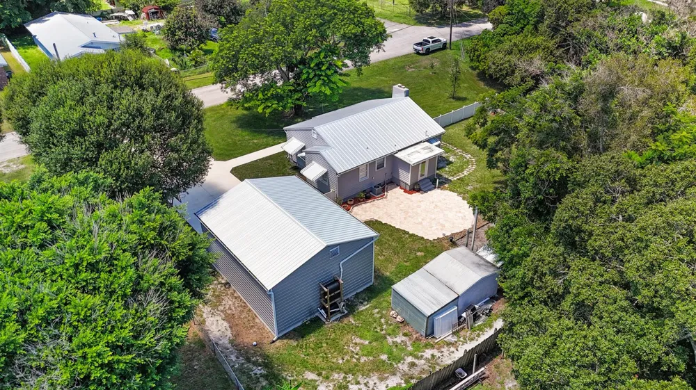 1126 Pine Avenue Fort Pierce, FL 34982