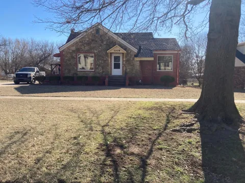 1009 Delaware