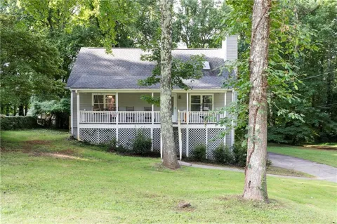 844 Hardy Circle