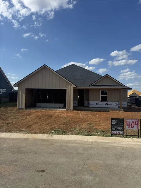 409 Cirrus Circle