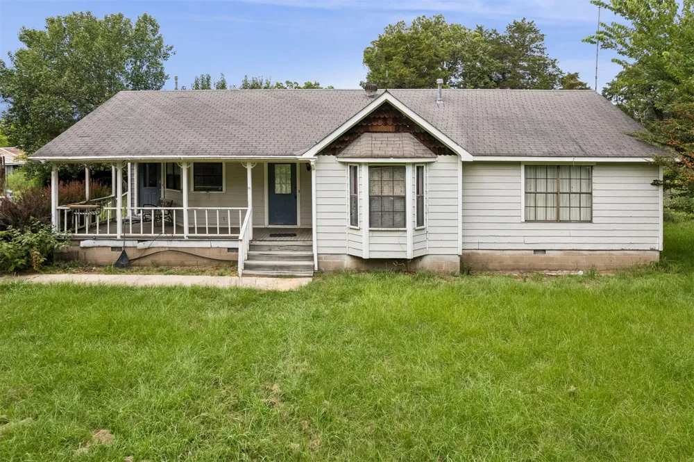 27628 County Road 1470 Allen, OK 74825