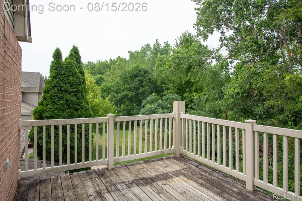 361 Marigold Circle Westland City, MI 48185