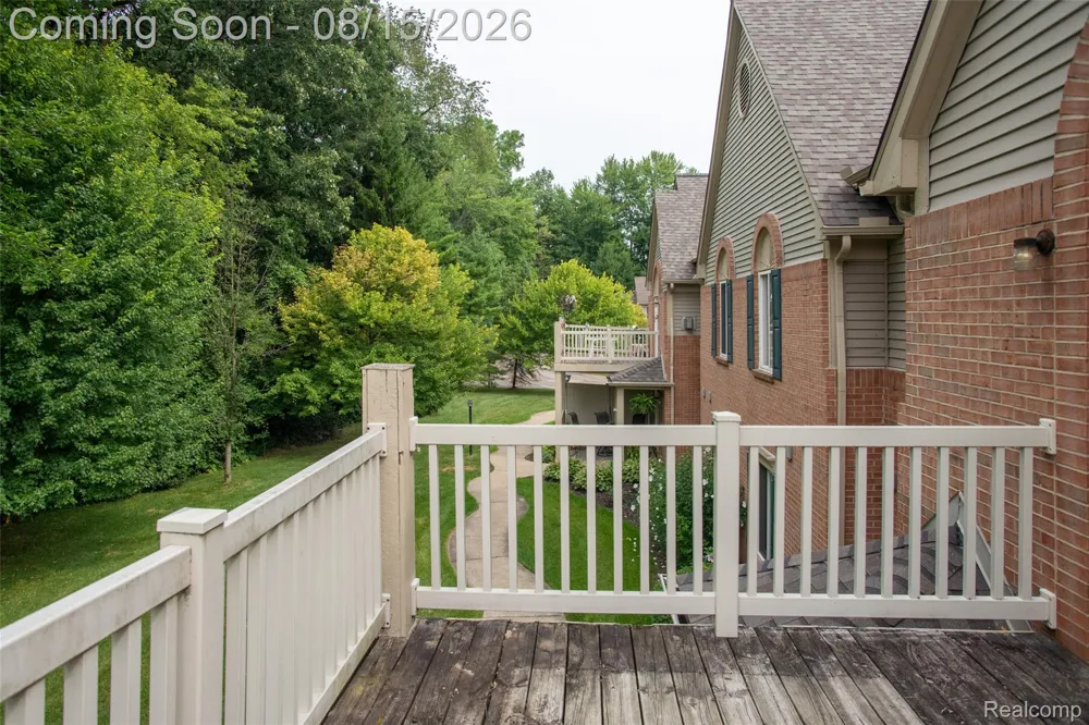 361 Marigold Circle Westland City, MI 48185