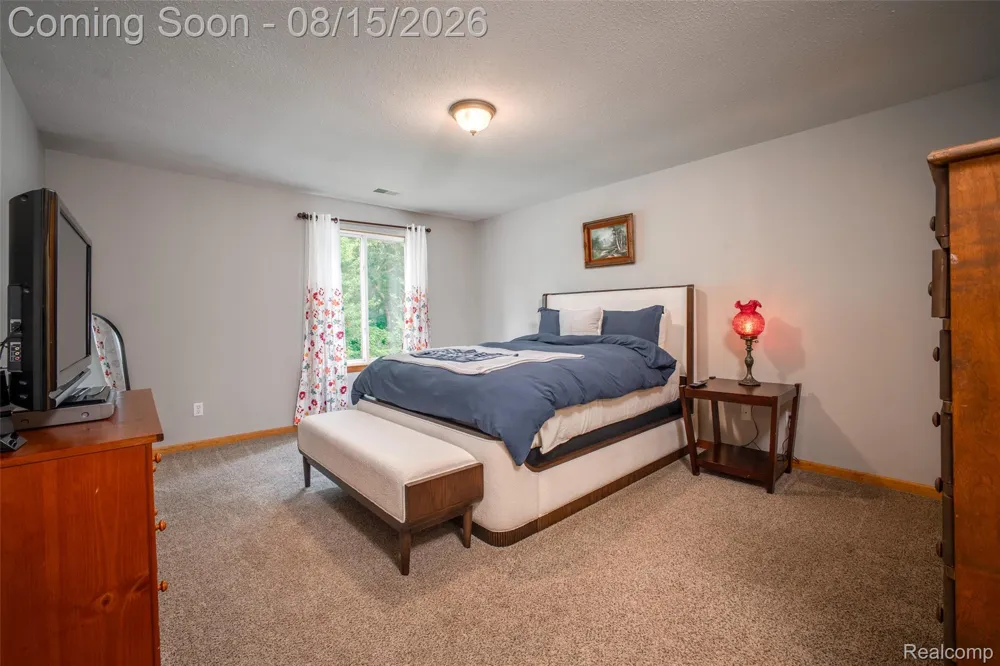 361 Marigold Circle Westland City, MI 48185