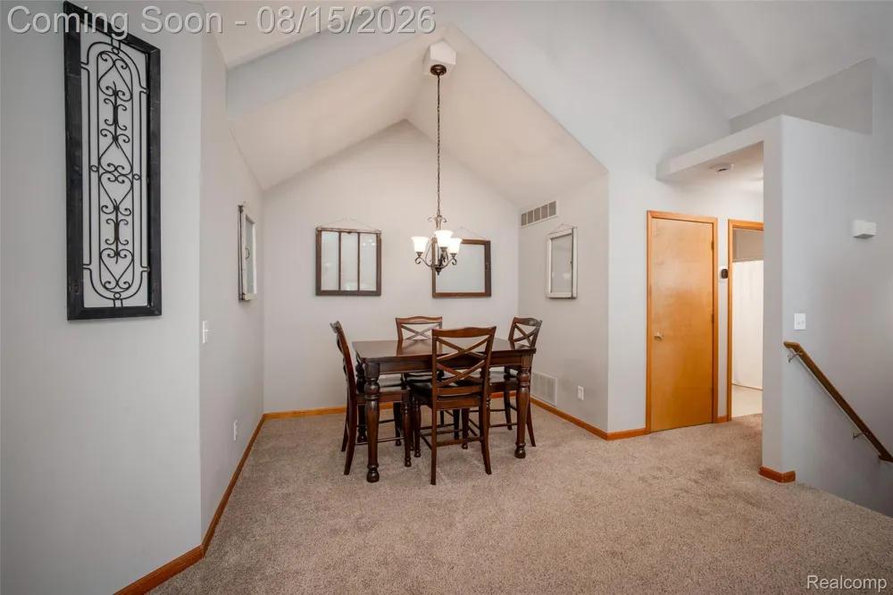 361 Marigold Circle Westland City, MI 48185