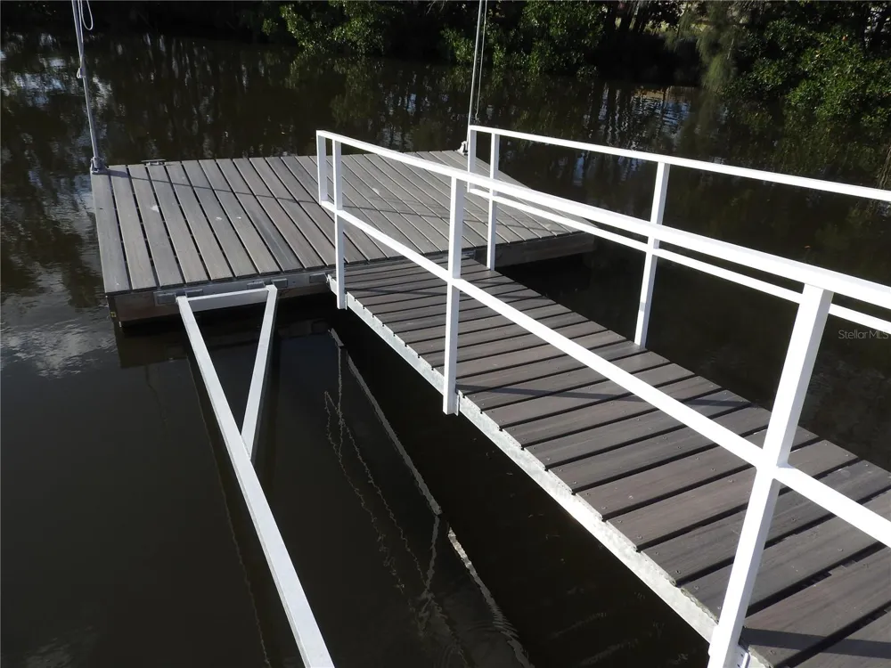 8822 ROCKY CREEK DRIVE Tampa, FL 33615