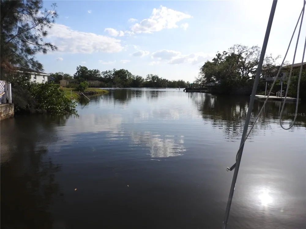 8822 ROCKY CREEK DRIVE Tampa, FL 33615