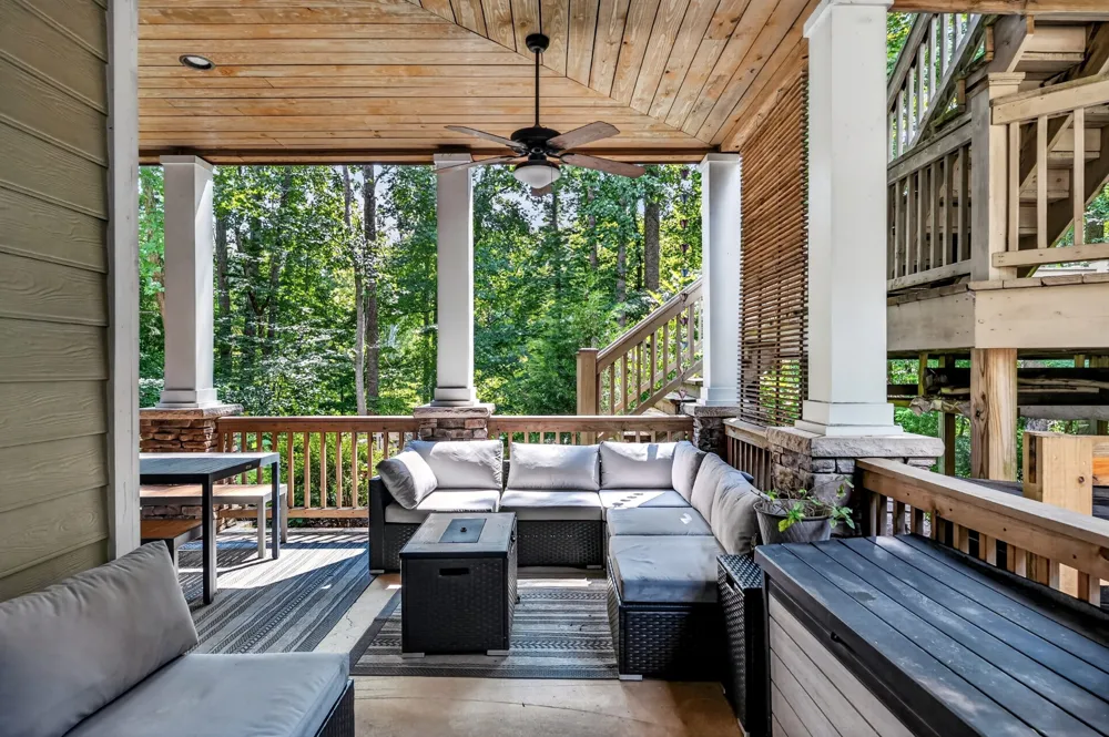 18 Admiral Ln Rock Island, TN 38581