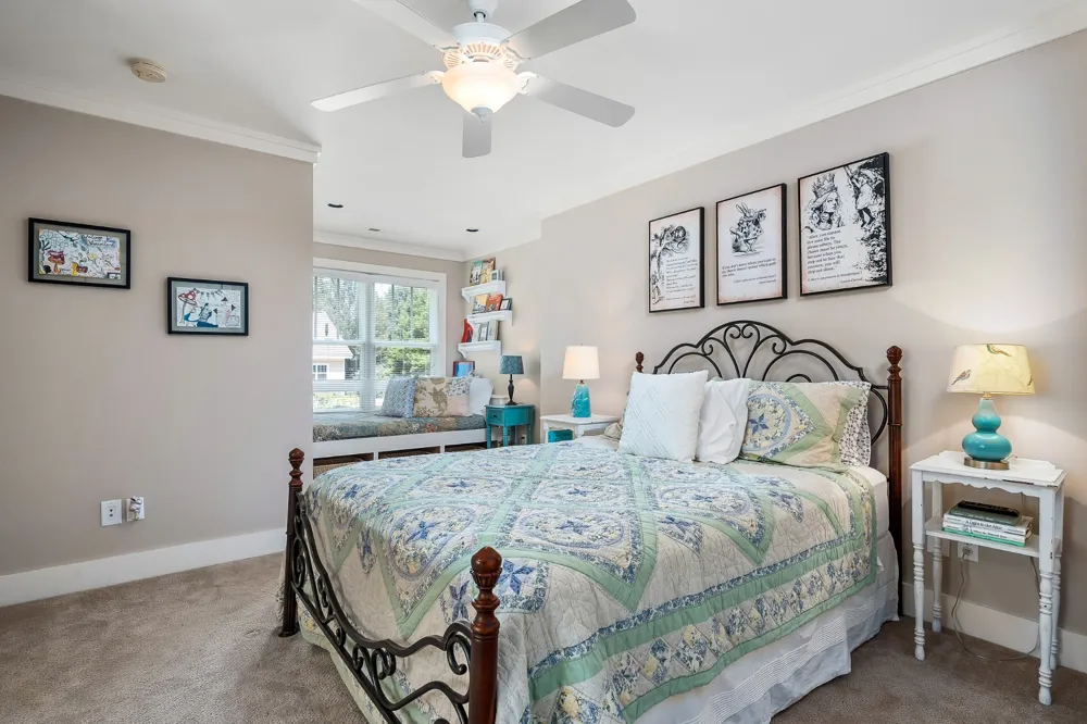 18 Admiral Ln Rock Island, TN 38581