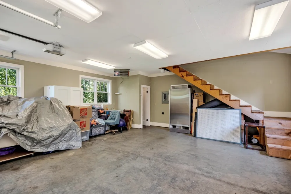 18 Admiral Ln Rock Island, TN 38581