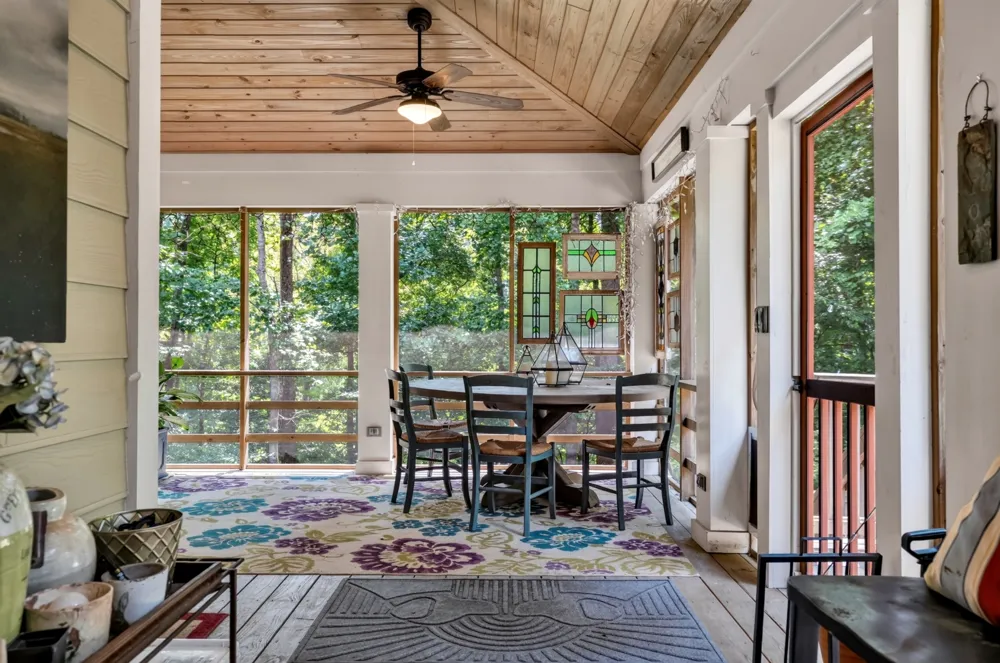 18 Admiral Ln Rock Island, TN 38581