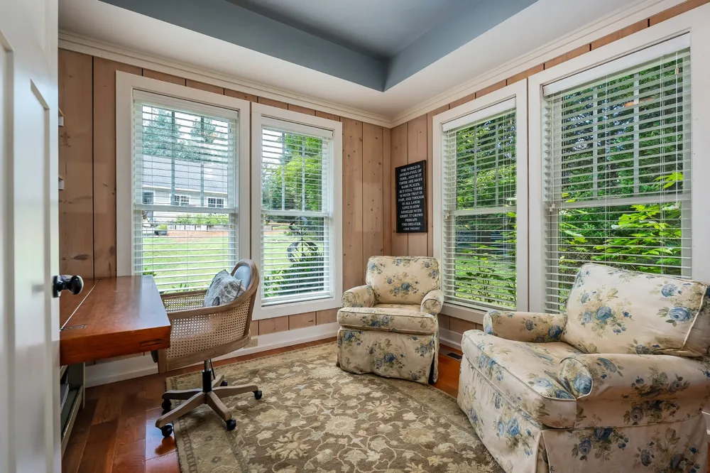 18 Admiral Ln Rock Island, TN 38581