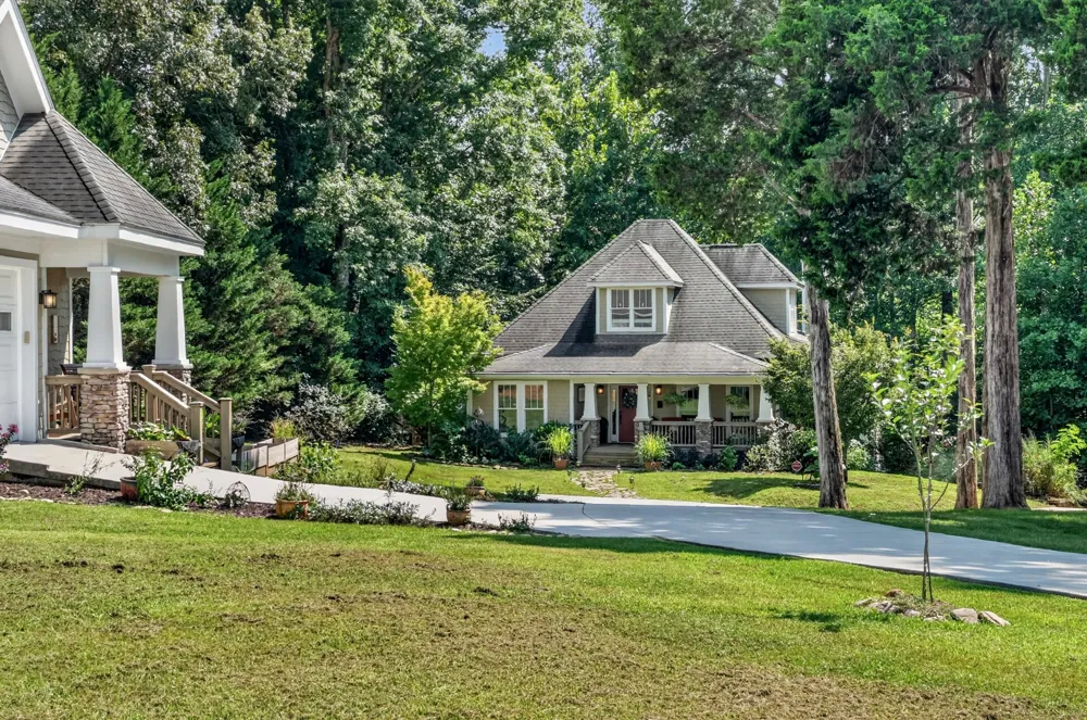 18 Admiral Ln Rock Island, TN 38581