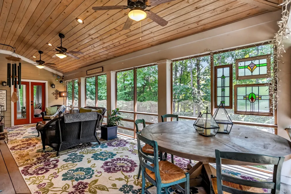 18 Admiral Ln Rock Island, TN 38581