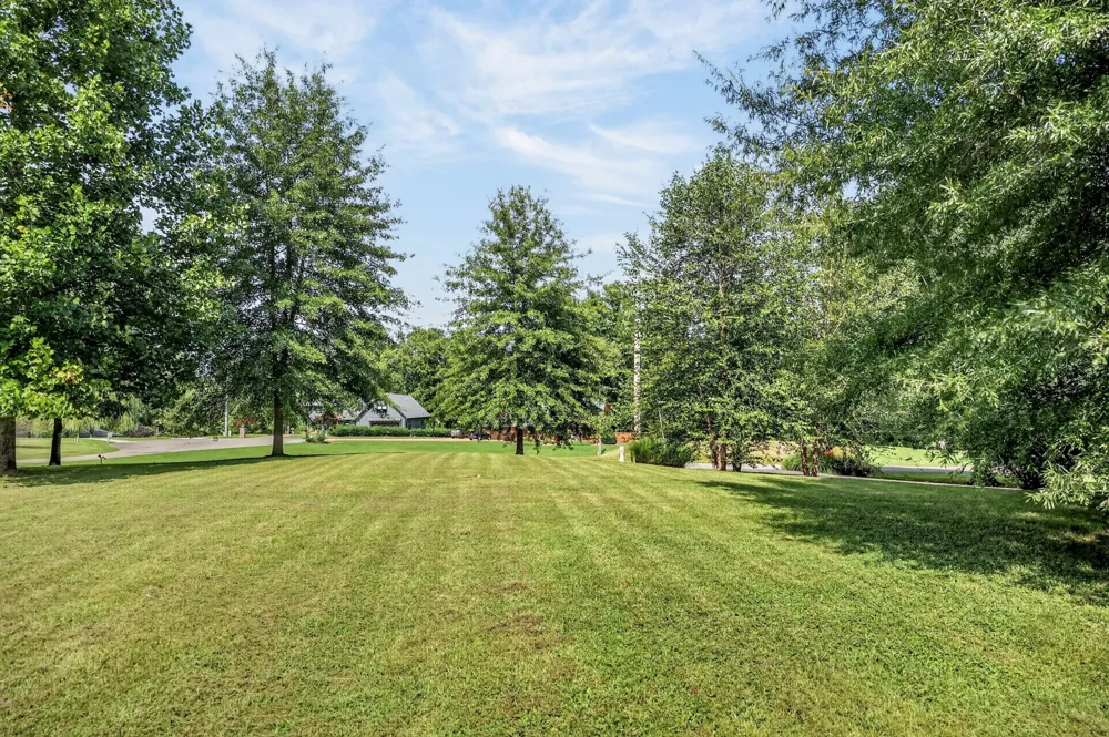 18 Admiral Ln Rock Island, TN 38581