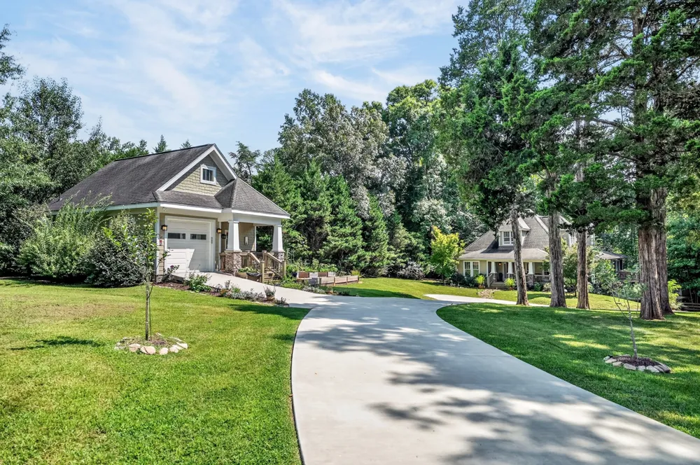18 Admiral Ln Rock Island, TN 38581