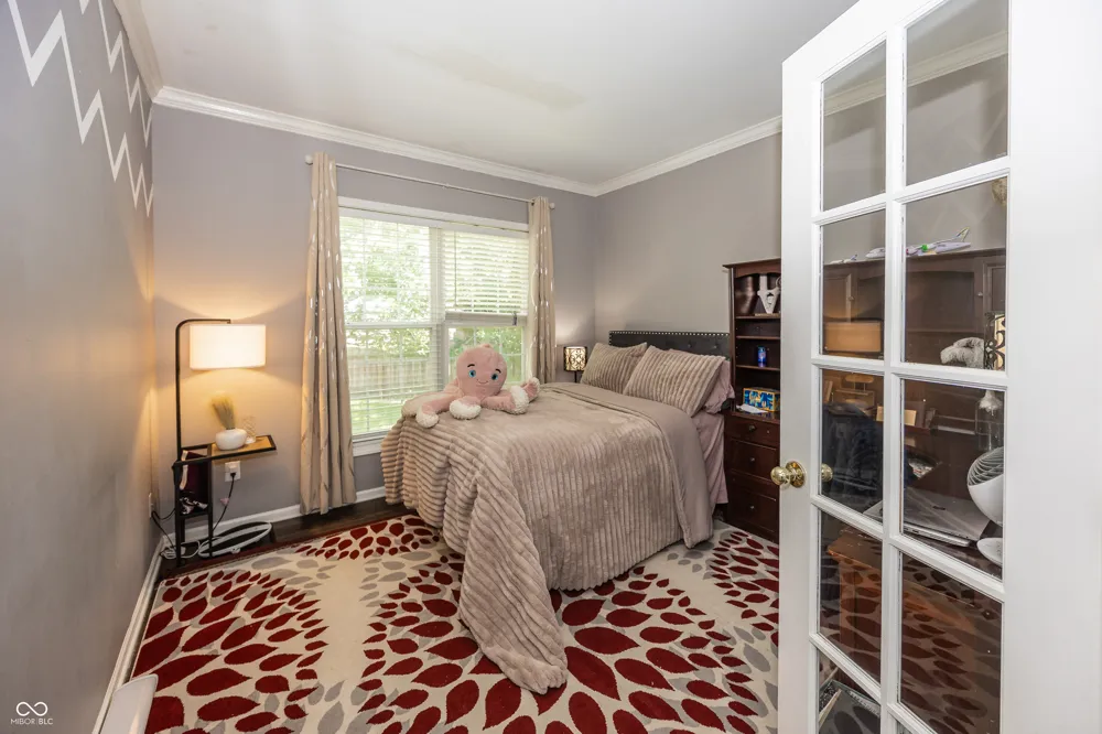 5889 Pebblestream Drive Carmel, IN 46033