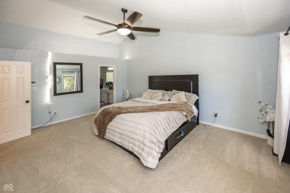 5889 Pebblestream Drive Carmel, IN 46033