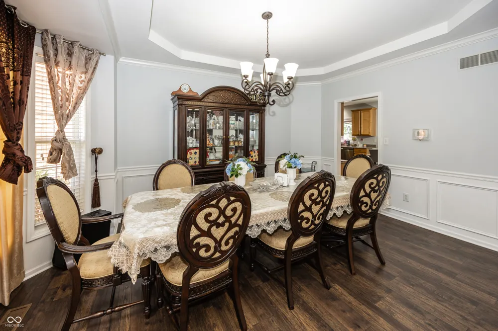 5889 Pebblestream Drive Carmel, IN 46033