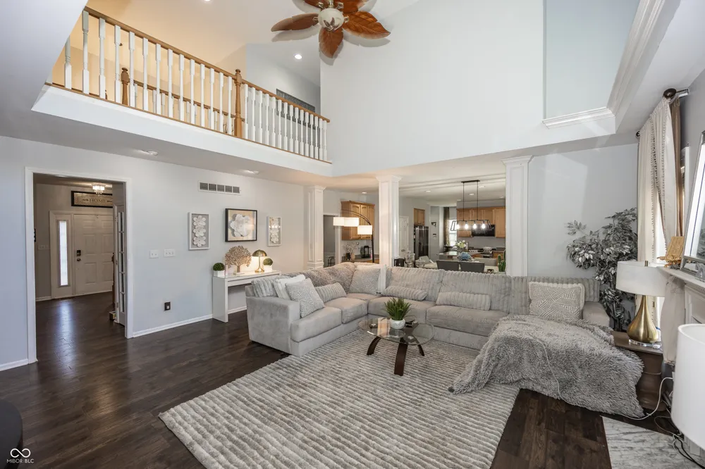 5889 Pebblestream Drive Carmel, IN 46033
