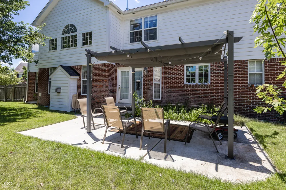 5889 Pebblestream Drive Carmel, IN 46033